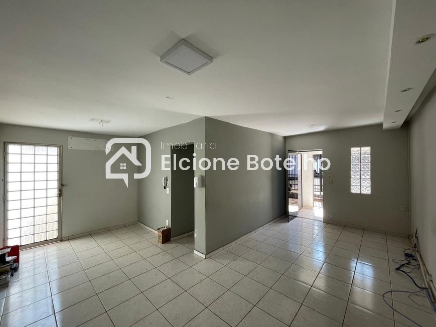 CASA COMERCIAL para aluguel no LIDICE: 