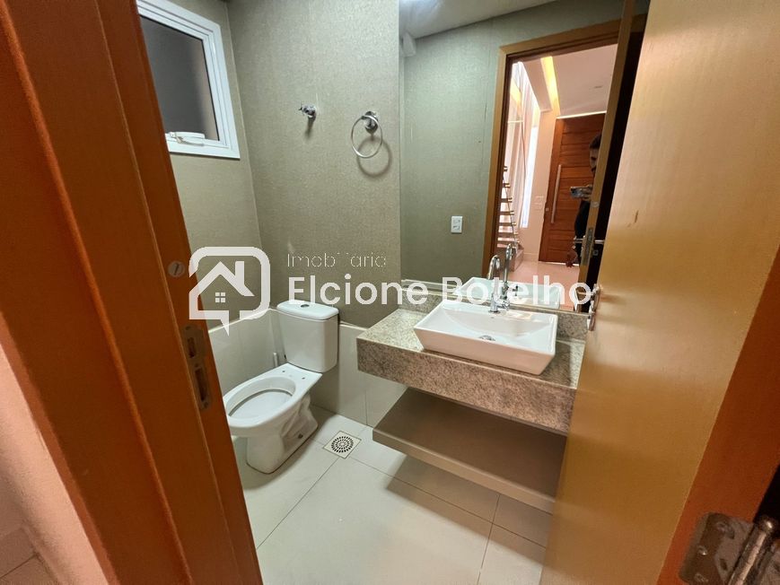 CASA DE CONDOMINIO para aluguel no GRANJA MARILEUSA: 