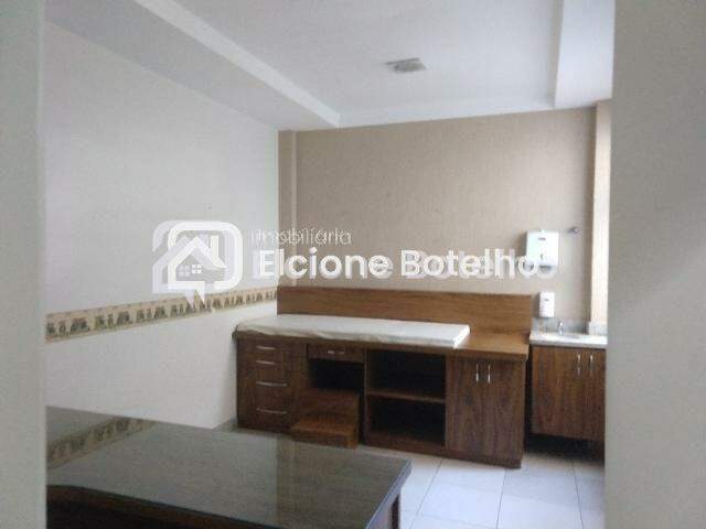 Sala para aluguel no Centro: 