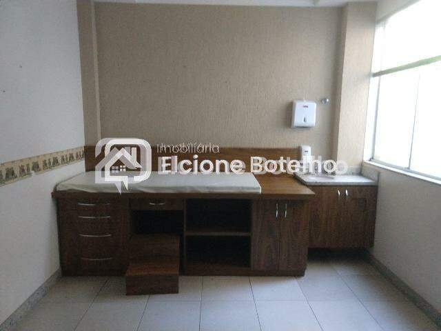 Sala para aluguel no Centro: 