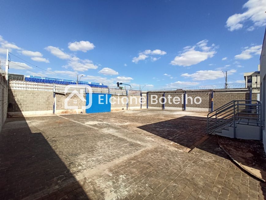 predio comercial para aluguel no NOSSA SENHORA APARECIDA: 