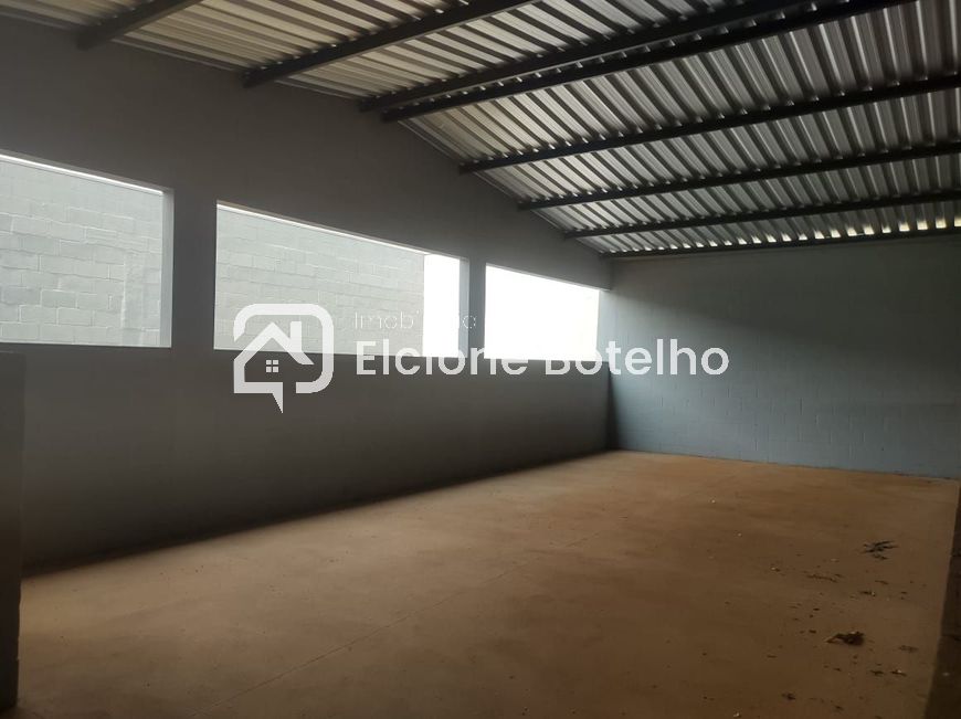 BARRACÃO para aluguel no NOVO MUNDO: 