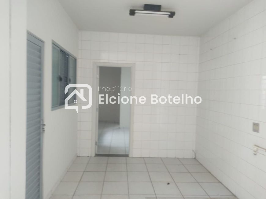 CASA COMERCIAL para aluguel no Centro: 