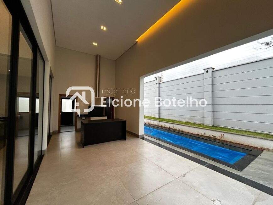 Casa à venda no GRANJA MARILEUSA: 