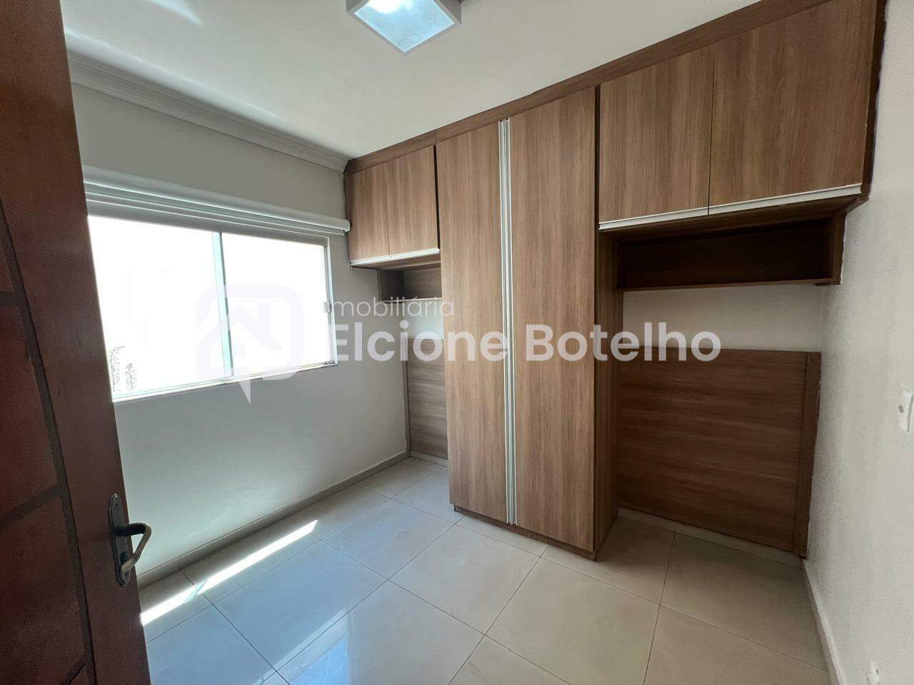 Casa à venda no TAIAMAN: 