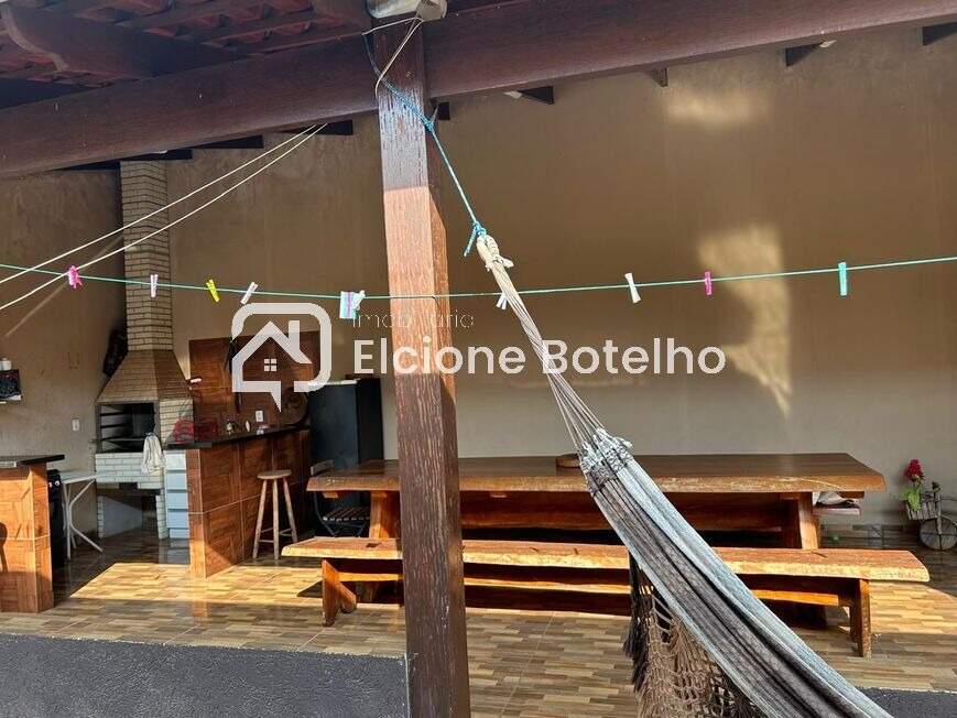 Casa à venda no JARDIM SUCUPIRA: 
