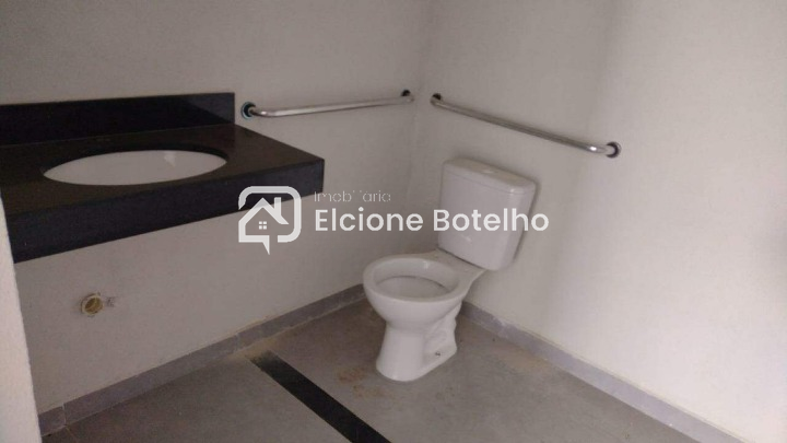 Galpão para aluguel no NOVO MUNDO: 