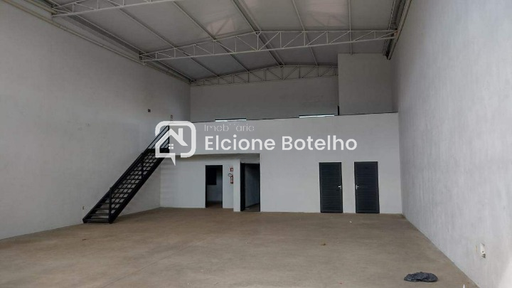 Galpão para aluguel no NOVO MUNDO: 