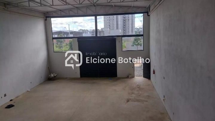 Galpão para aluguel no NOVO MUNDO: 