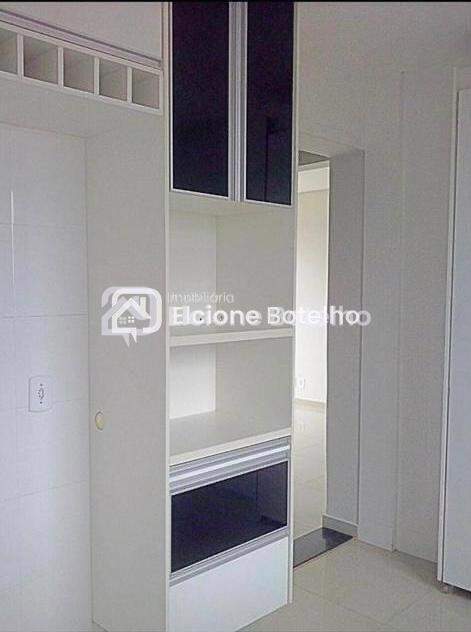 Apartamento à venda no SANTA MONICA: 
