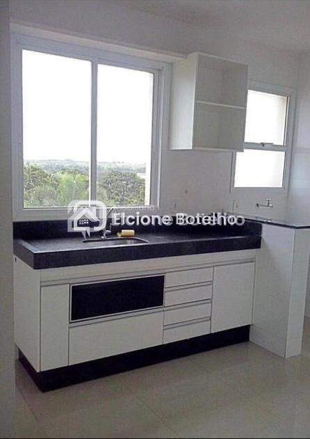 Apartamento à venda no SANTA MONICA: 