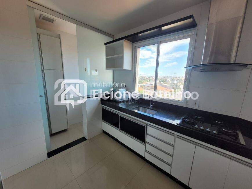Apartamento à venda no SANTA MONICA: 