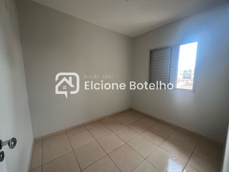 Apartamento para aluguel no SEGISMUNDO PEREIRA: 