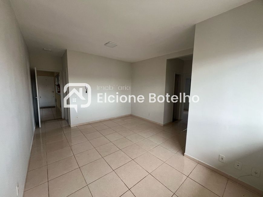 Apartamento para aluguel no SEGISMUNDO PEREIRA: 