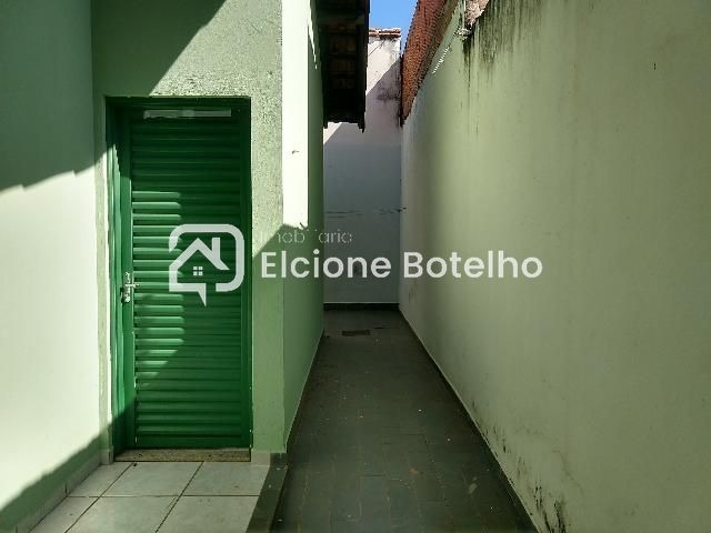 Casa à venda no JARDIM DAS PALMEIRAS: 