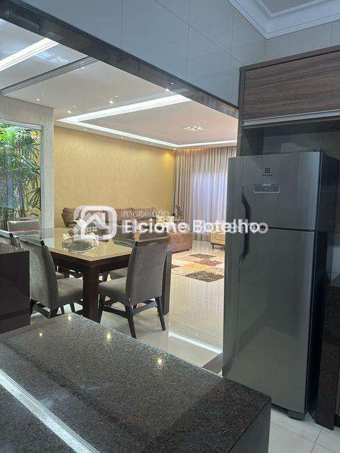 Casa para aluguel no JARDIM INCONFIDENCIA: 