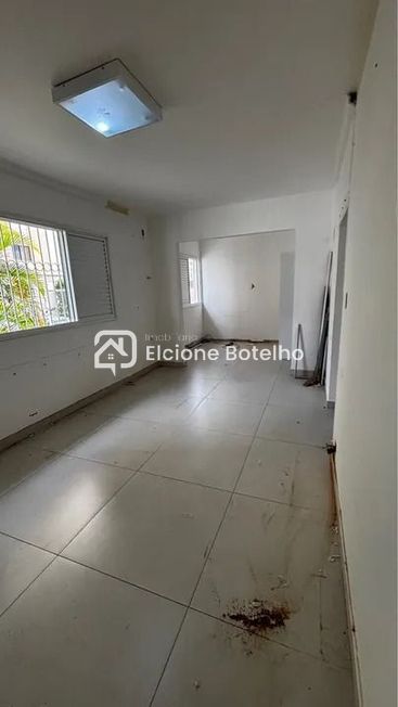 CASA COMERCIAL para aluguel no OSVALDO REZENDE: 