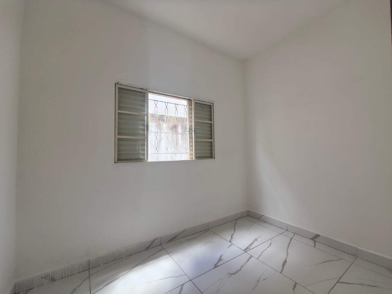 Casa para aluguel no SHOPPING PARK: 