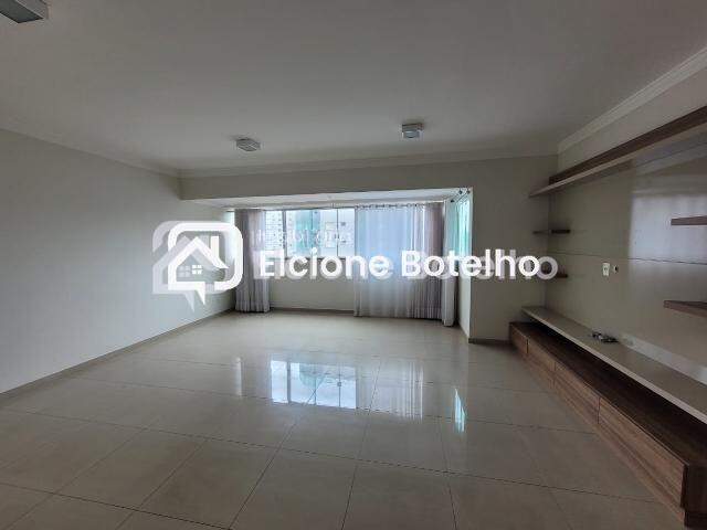 Apartamento à venda no SARAIVA: 