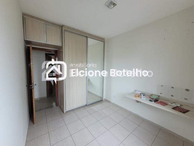 Apartamento à venda no SARAIVA: 