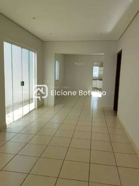 Casa para aluguel no JARDIM KARAIBA: 