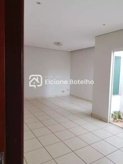 Casa para aluguel no JARDIM KARAIBA: 