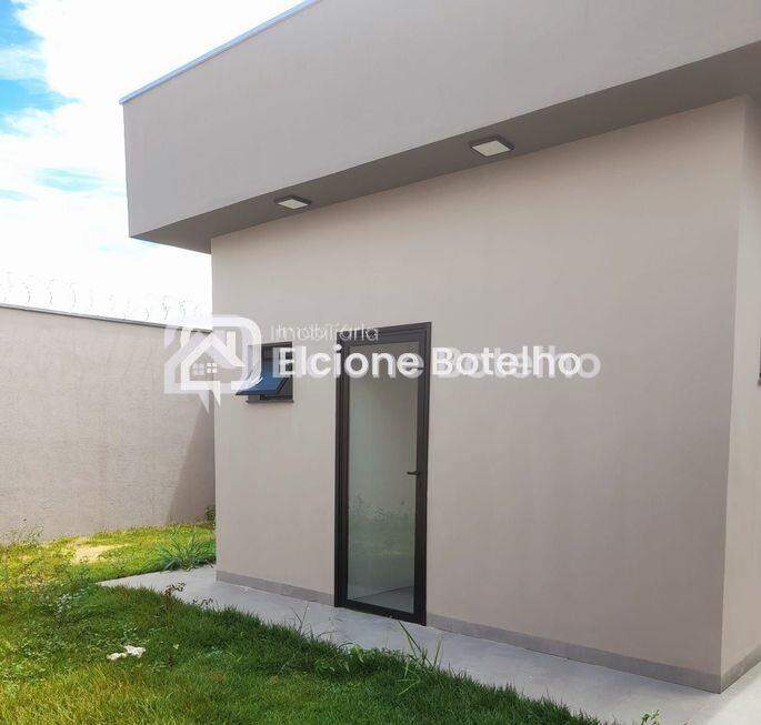Casa à venda no NOVO MUNDO: 