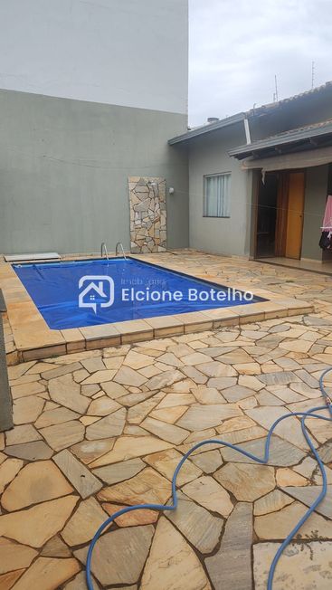 Casa para aluguel no SEGISMUNDO PEREIRA: 