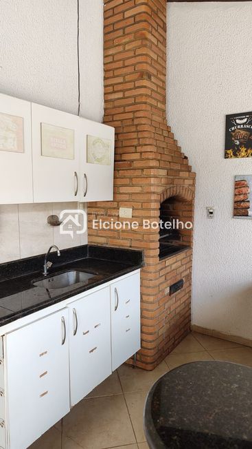 Casa para aluguel no SEGISMUNDO PEREIRA: 