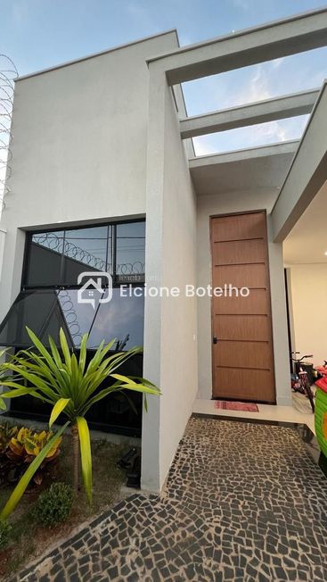 Casa para aluguel no NOVO MUNDO: 