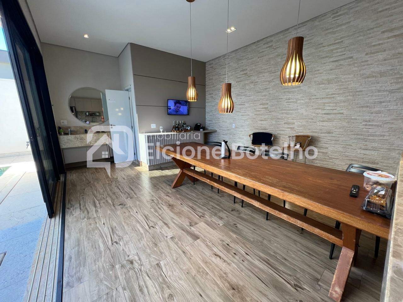 Casa de Condomínio à venda no GRANJA MARILEUSA: 