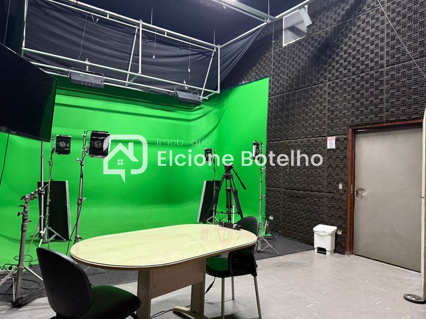 predio comercial para aluguel no UMUARAMA: 