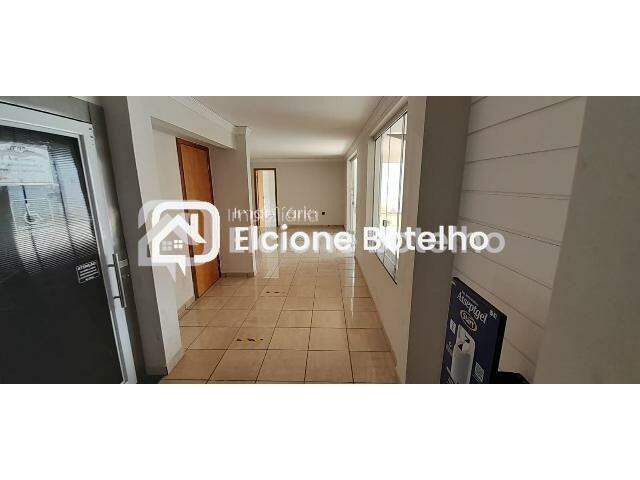 Casa Comercial à venda no UMUARAMA: 