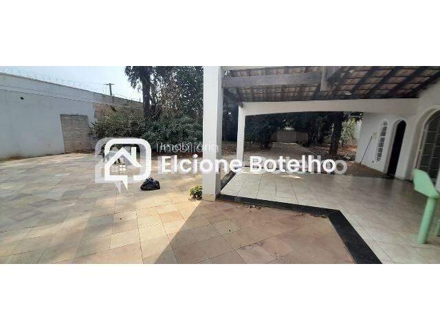Casa Comercial à venda no UMUARAMA: 