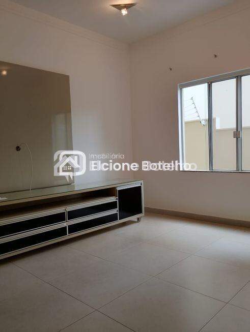 Casa de Condomínio para aluguel no NOVA UBERLANDIA: 