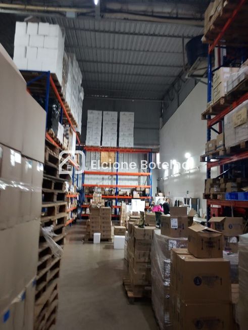 BARRACÃO para aluguel no MARTA HELENA: 