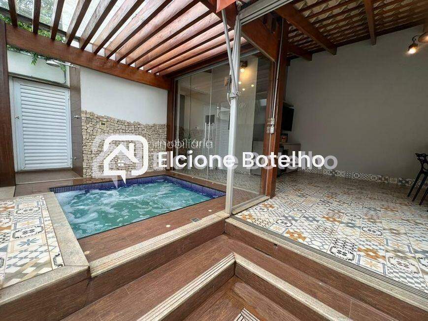 Casa à venda no LARANJEIRAS: 