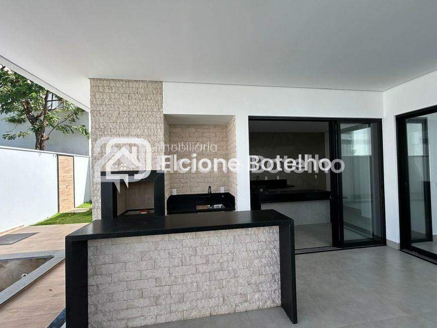 Casa de Condomínio à venda no GRANADA: 