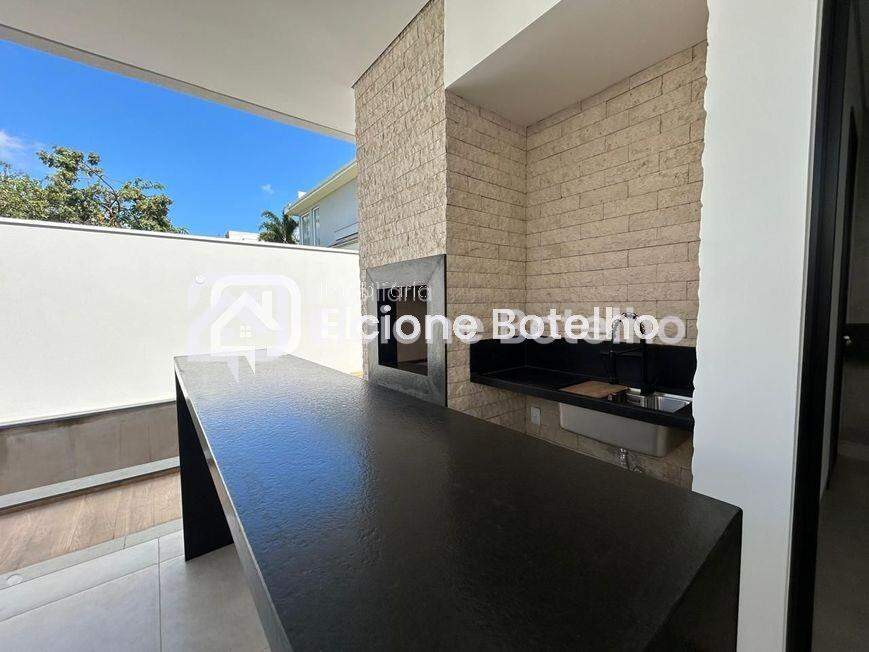 Casa de Condomínio à venda no GRANADA: 