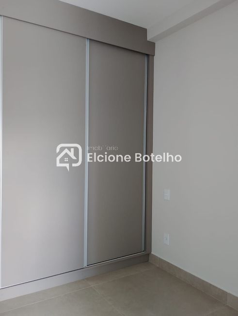 Apartamento para aluguel no SEGISMUNDO PEREIRA: 