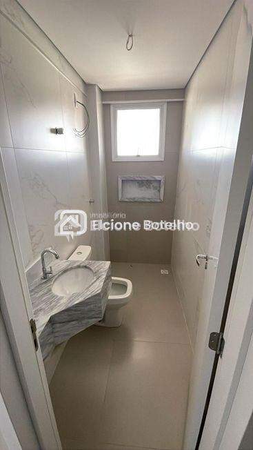 Apartamento à venda no UMUARAMA: 