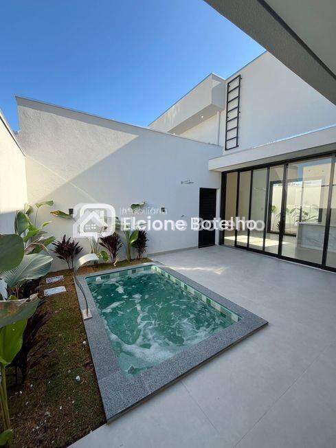 Casa de Condomínio à venda no GRAND VILLE: 