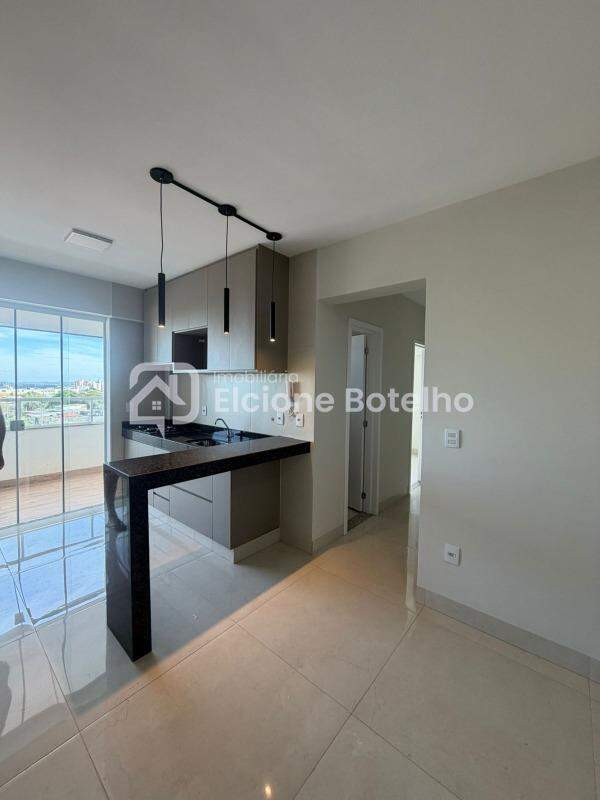 Apartamento à venda no UMUARAMA: 