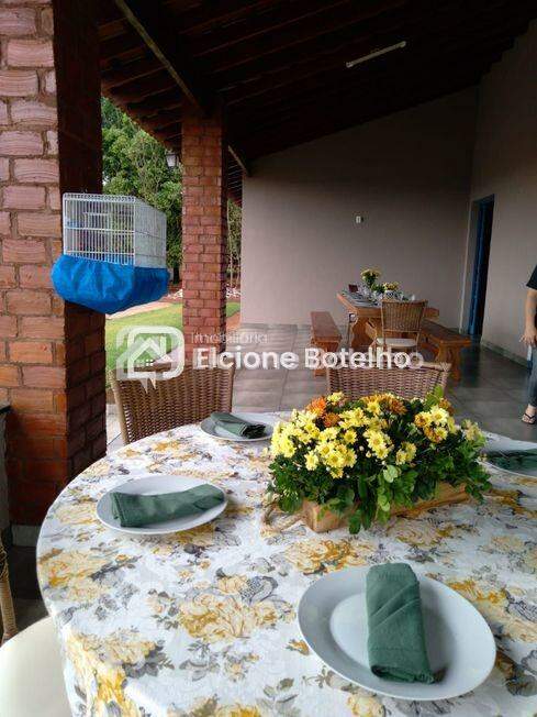Chácara à venda no ZONA RURAL: 