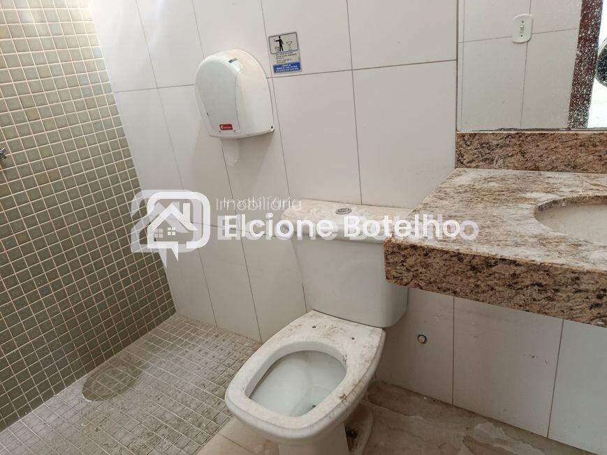 Casa à venda no SEGISMUNDO PEREIRA: 