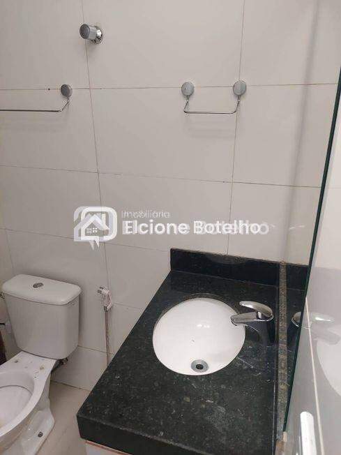 Casa de Condomínio à venda no CHACARAS TUBALINA E QUARTEL: 