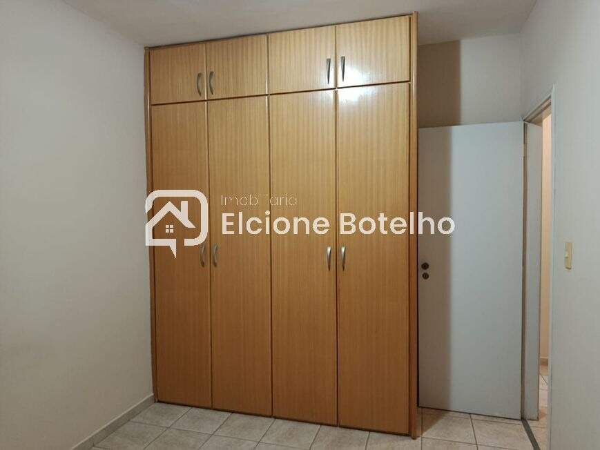 Apartamento à venda no SANTA MONICA: 