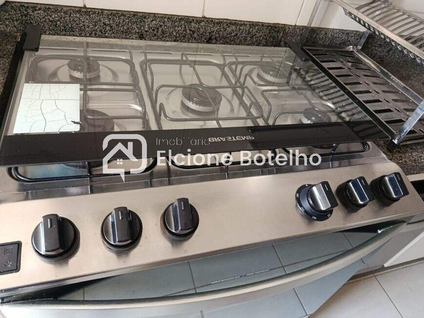 Apartamento à venda no SARAIVA: 