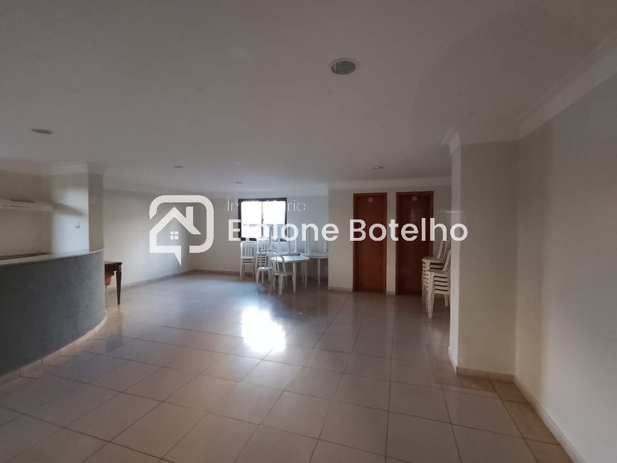 COMODO para aluguel no Centro: 