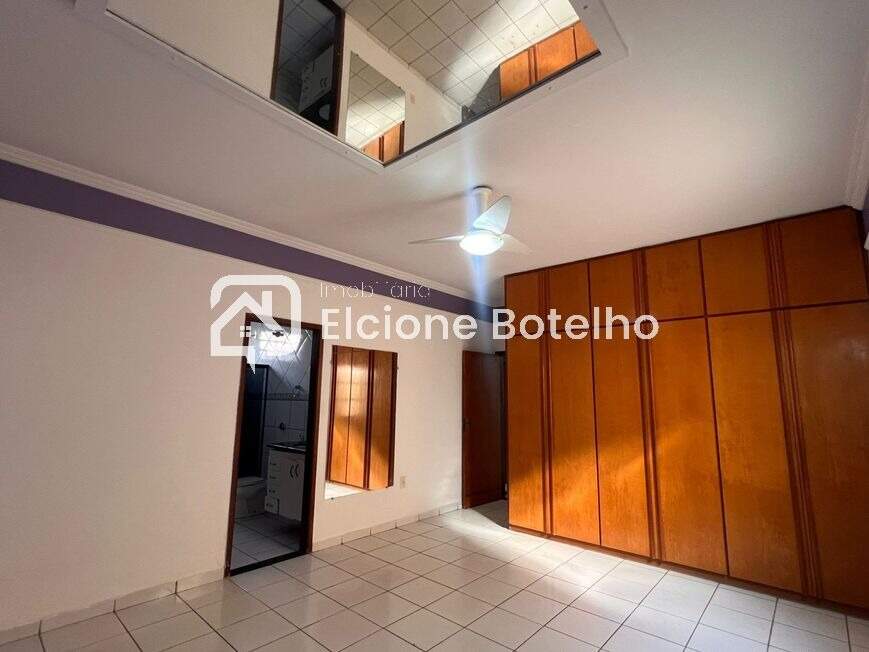 Apartamento à venda no SANTA MONICA: 